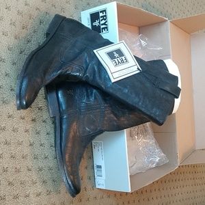 Frye Anna Mid pull on